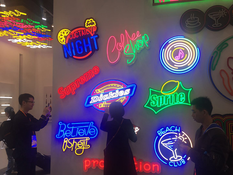 霓虹灯定制|柔性霓虹灯